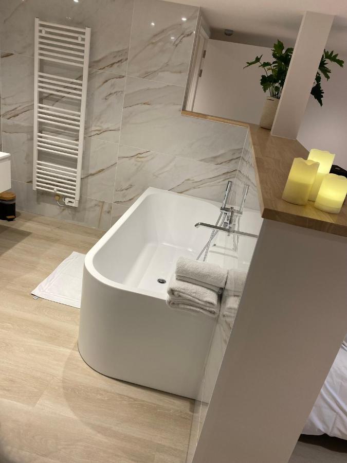Chambres D'Hotes Eucalyptus Et Glycine Genval Esterno foto